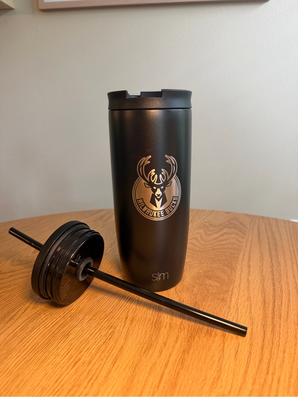 Simple Modern Milwaukee Bucks Tumbler